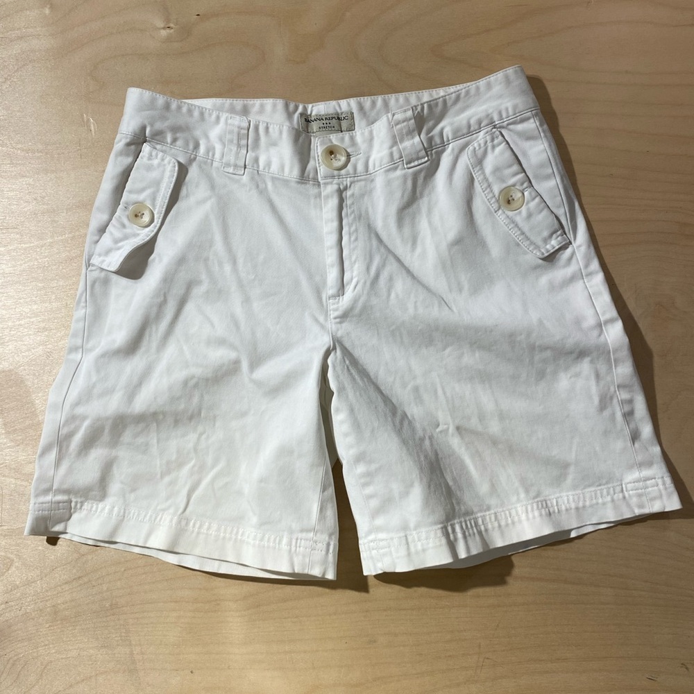 Banana Republic White Bermuda Shorts Lightweight Cotton 2 (ND)